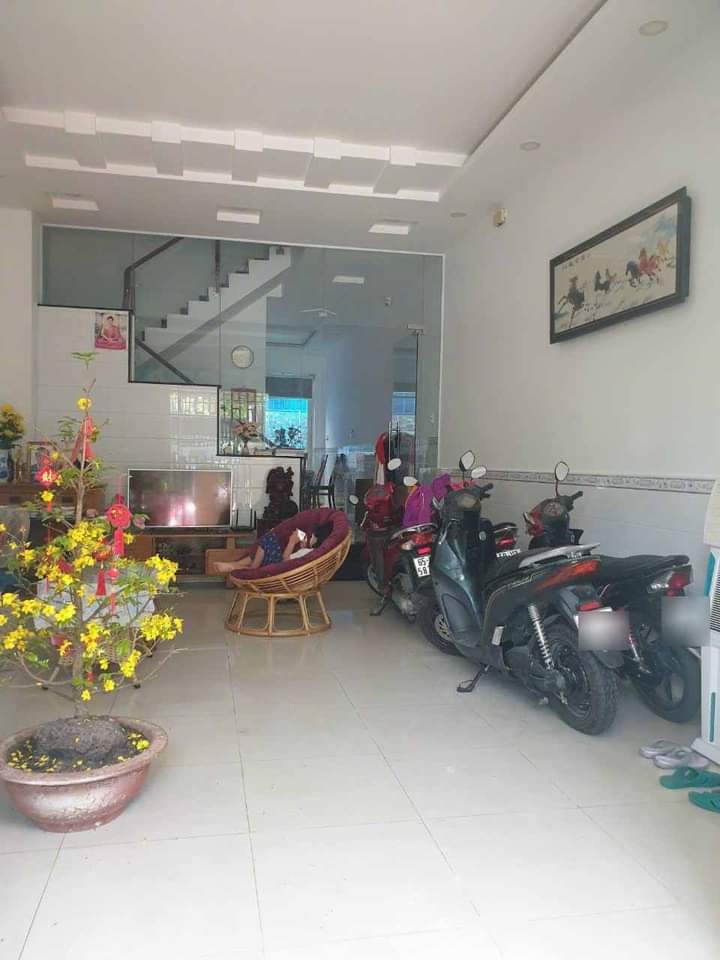 Cần bán gấp nhà phố Đại Phúc Green Villas Phạm Hùng, Giá ngộp 8.8  tỷ