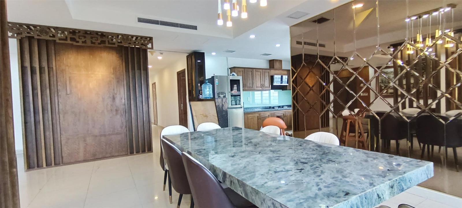 PENTHOUSE CHUNG CƯ THE NAVITA LAN PHƯƠNG 200,9m 4PN 1 PLV  6 tỷ