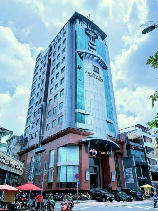 Bán toà cao ốc văn phòng 2 MT Nguyễn Trãi Quận 1. DT 20 x 30m. Thu nhập 25tỷ/năm.