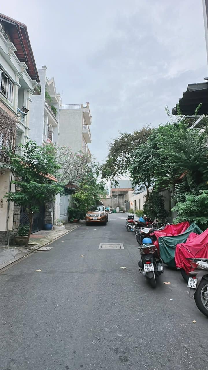 Bán nhà phố HXH 8m đường Gò Dầu - Tân Sơn Nhì, DT: 5x15m, 5T- 5 PN, giá 10.6 tỷ.