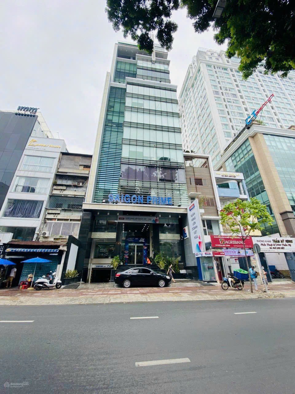 Hạ giá 10 tỷ bán tòa building MT Trường Chinh, Quận Tân Bình, DT: 7x23m - Hầm 8 tầng - HĐT 220tr/th
