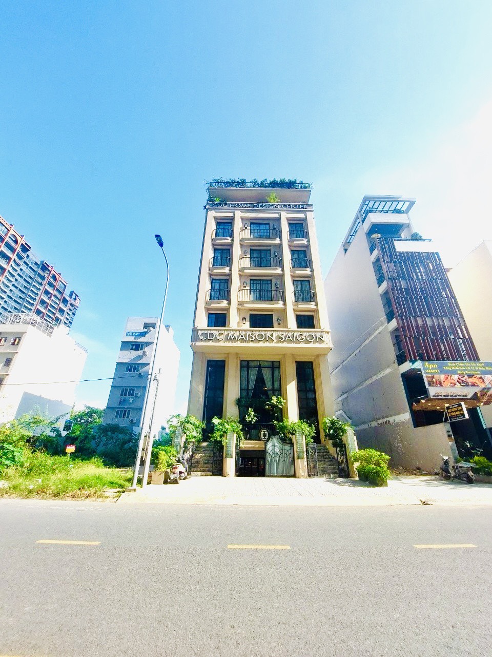 Bán Tòa Nhà Mặt Tiền Đường Nguyễn Thanh Sơn,Thạnh Mỹ Lợi,Quận 2 DT:(10x20) Hầm 7 Tầng
