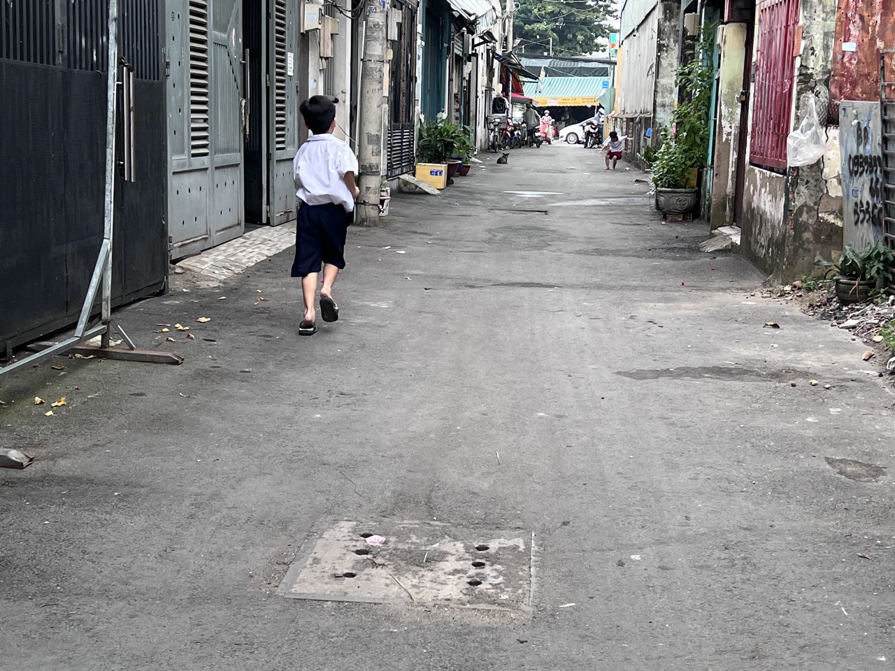 QUẬN 12 - TÂN THỚI HIỆP - DƯƠNG THỊ MƯỜI - GẦN BỆNH VIỆN Q12, CHỢ HẠT ĐIỀU- 2 TẦNG 4.15 TỶ.