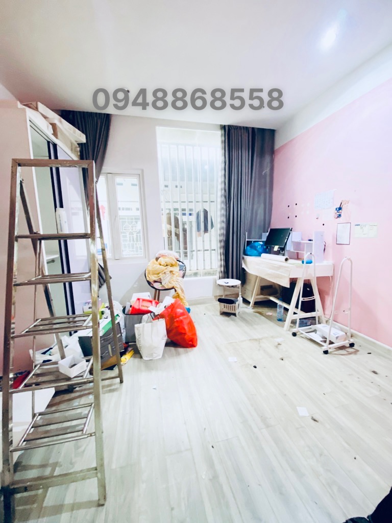 BÁN NHÀ GẦN CẦU TẠ QUANG BỬU Q8, THIẾT KẾ HIỆN ĐẠI, SỔ VUÔNG ĐÉT CẤT KÉT 45M2, 3.47 TỶ (  TL )