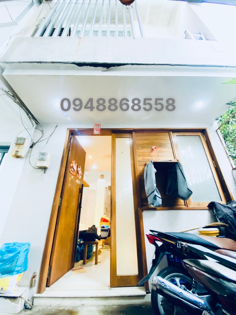 BÁN NHÀ GẦN CẦU TẠ QUANG BỬU Q8, THIẾT KẾ HIỆN ĐẠI, SỔ VUÔNG ĐÉT CẤT KÉT 45M2, 3.47 TỶ (  TL )