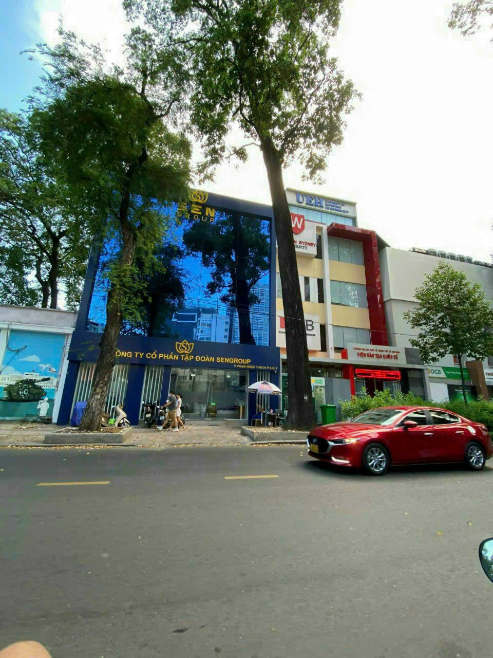 Chính chủ bán tòa nhà MT Phạm Ngọc Thạch, P6, Quận 3; Dt 11x22m, 4 tầng, Giá 160 tỷ
