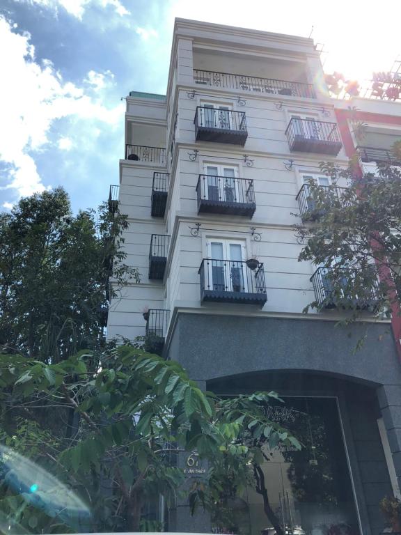 Duy Nhất 1 căn !!! BUILDING  Trần Quang Khải Q.1 8x17m  Hầm, 5 lầu, 45 Tỷ.