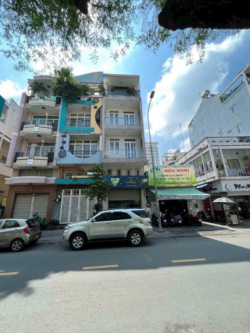 Định cư tôi bán nhà mặt tiền Đặng Dung, p.Tân Định, Q1. DT4x16m, kết cấu 4 tầng - Giá 26.5 tỷ TL