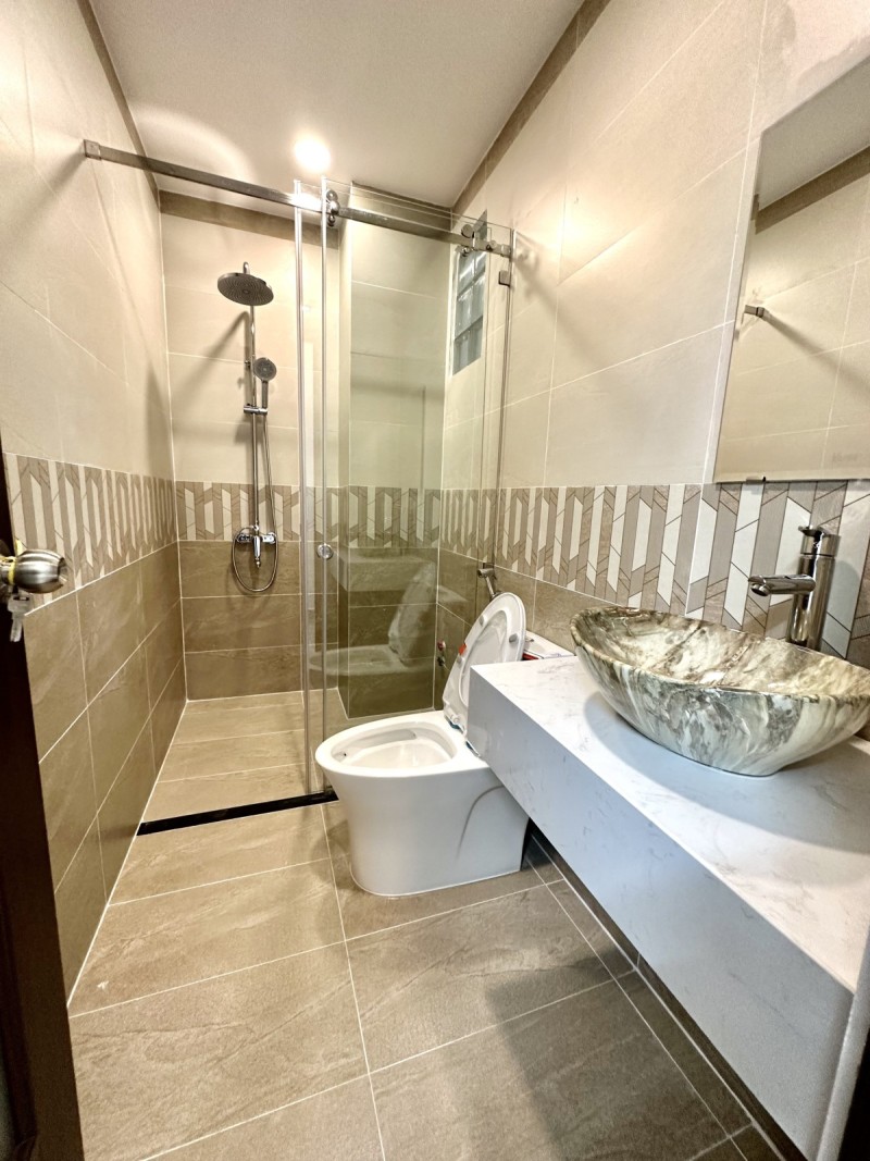 NGỘP QUÁ CHỦ HẠ TIẾP CHỈ CÒN NHỈNH 5 TỶ 40M2 NHÀ MỚI ĐẸP - P4 - GV - 4 TẦNG - 4PN - 3 BƯỚC RA MẶT