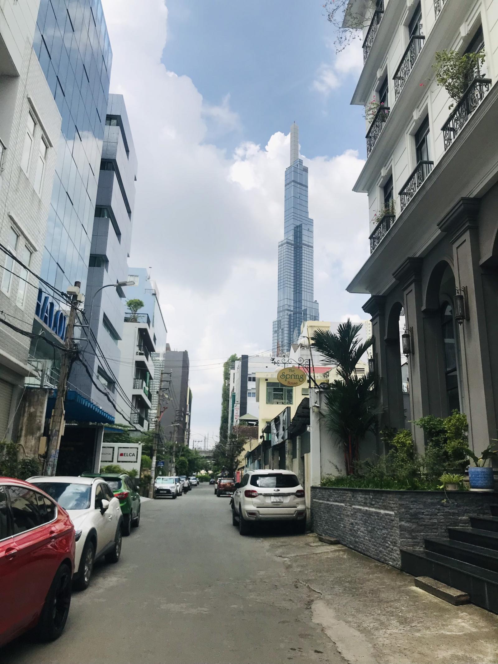 Bán nhà 3 tầng HXH kinh doanh Nguyễn Văn Thương ( D2 ) 4.7x12m có HĐT sẵn 25tr/ 1 tháng