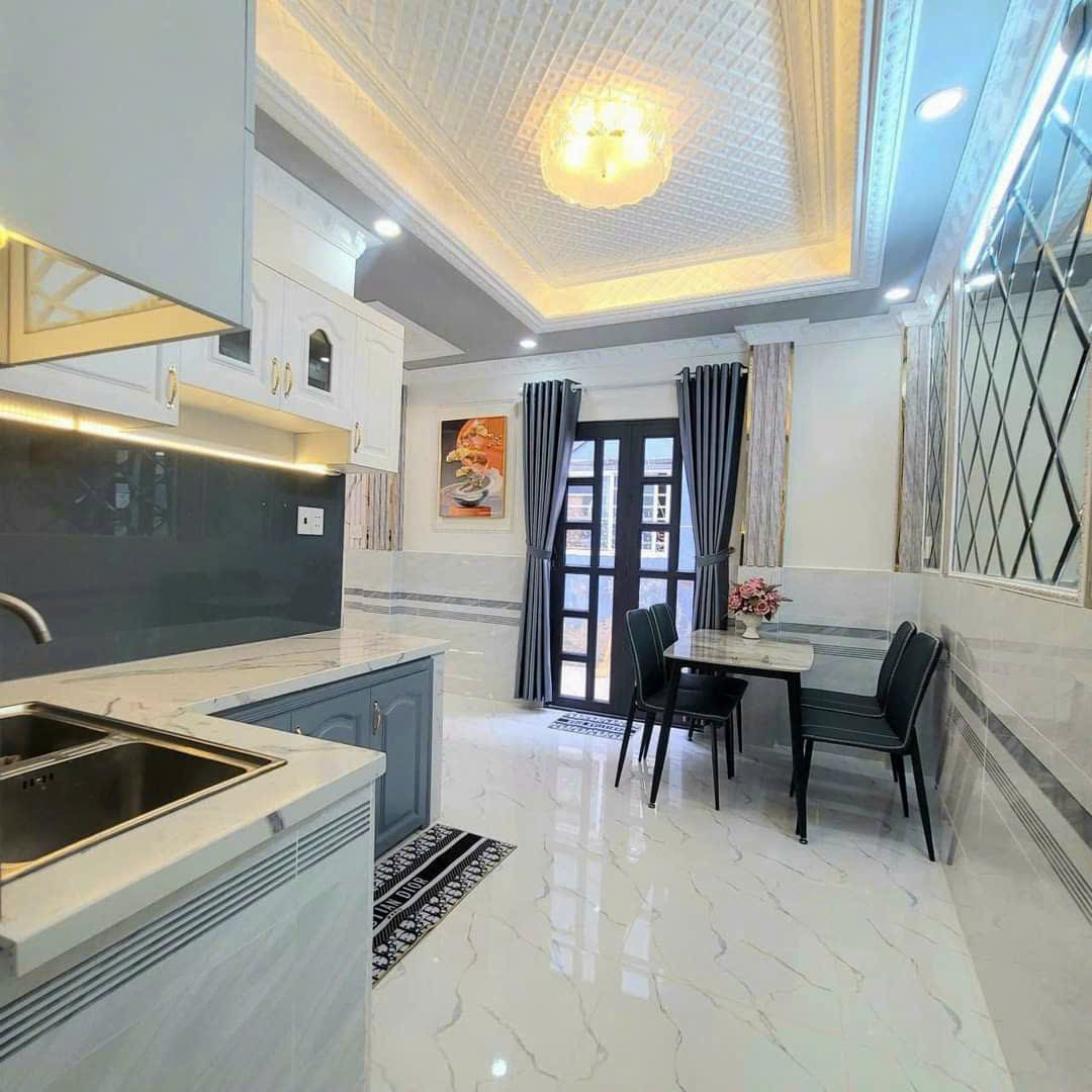 Nhà Huỳnh Tấn Phát đẹp lung linh, 4x10m, xe hơi đậu cửa chỉ hơn 3 tỷ