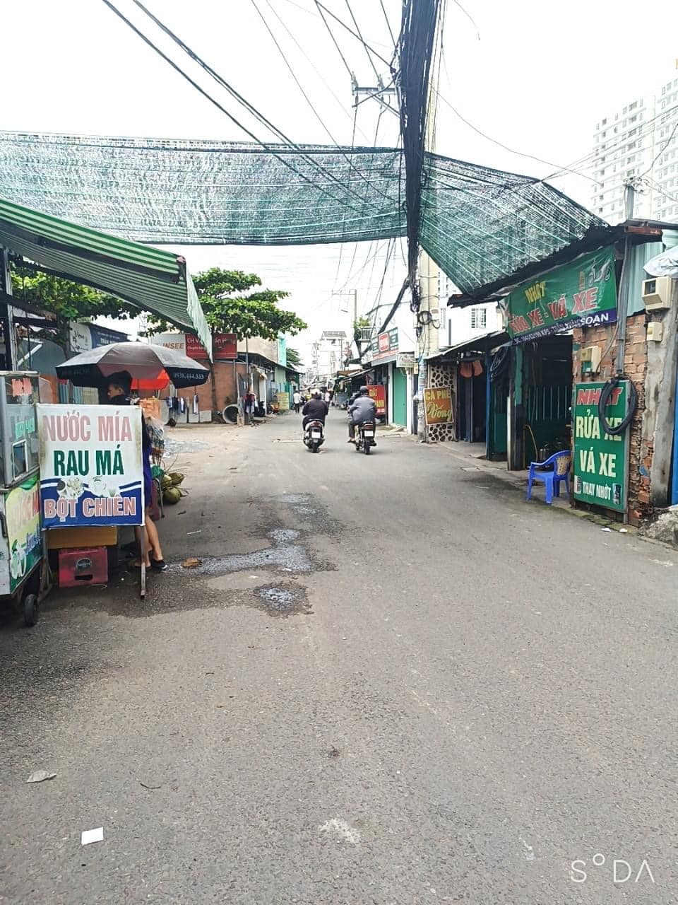 NHÀ MẶT TIỀN KINH DOANH HẺM XE HƠI QUAY ĐẦU.DÒNG TIỀN 20tr MỖI THÁNG. BÙI VĂN BA P. TÂN THUẬN ĐÔNG