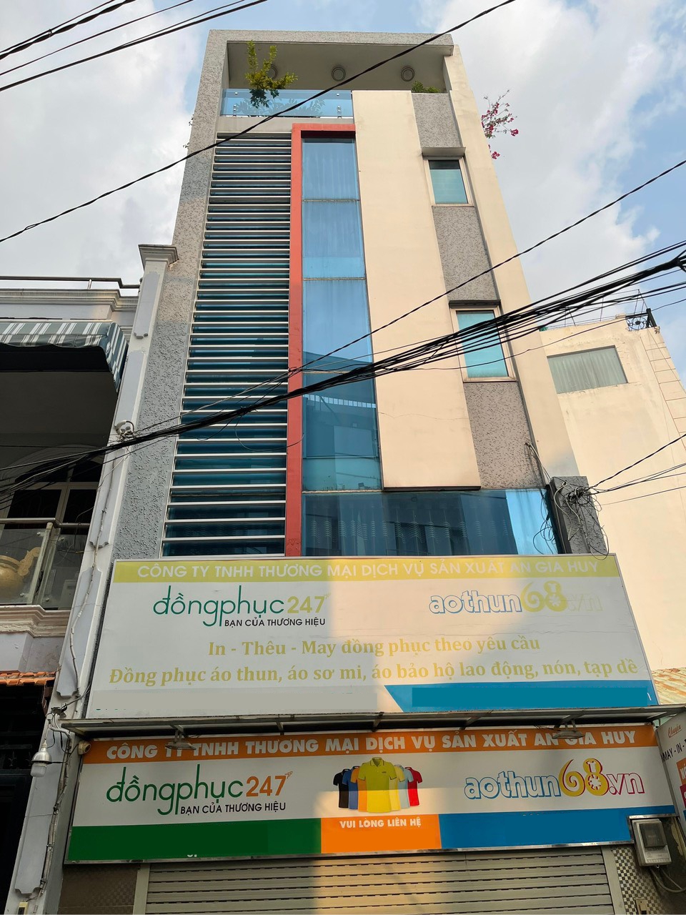 Bán nhà MT hẻm 10m 110 Tô Hiệu 1 trệt 4 lầu giá 5.7 tỷ 