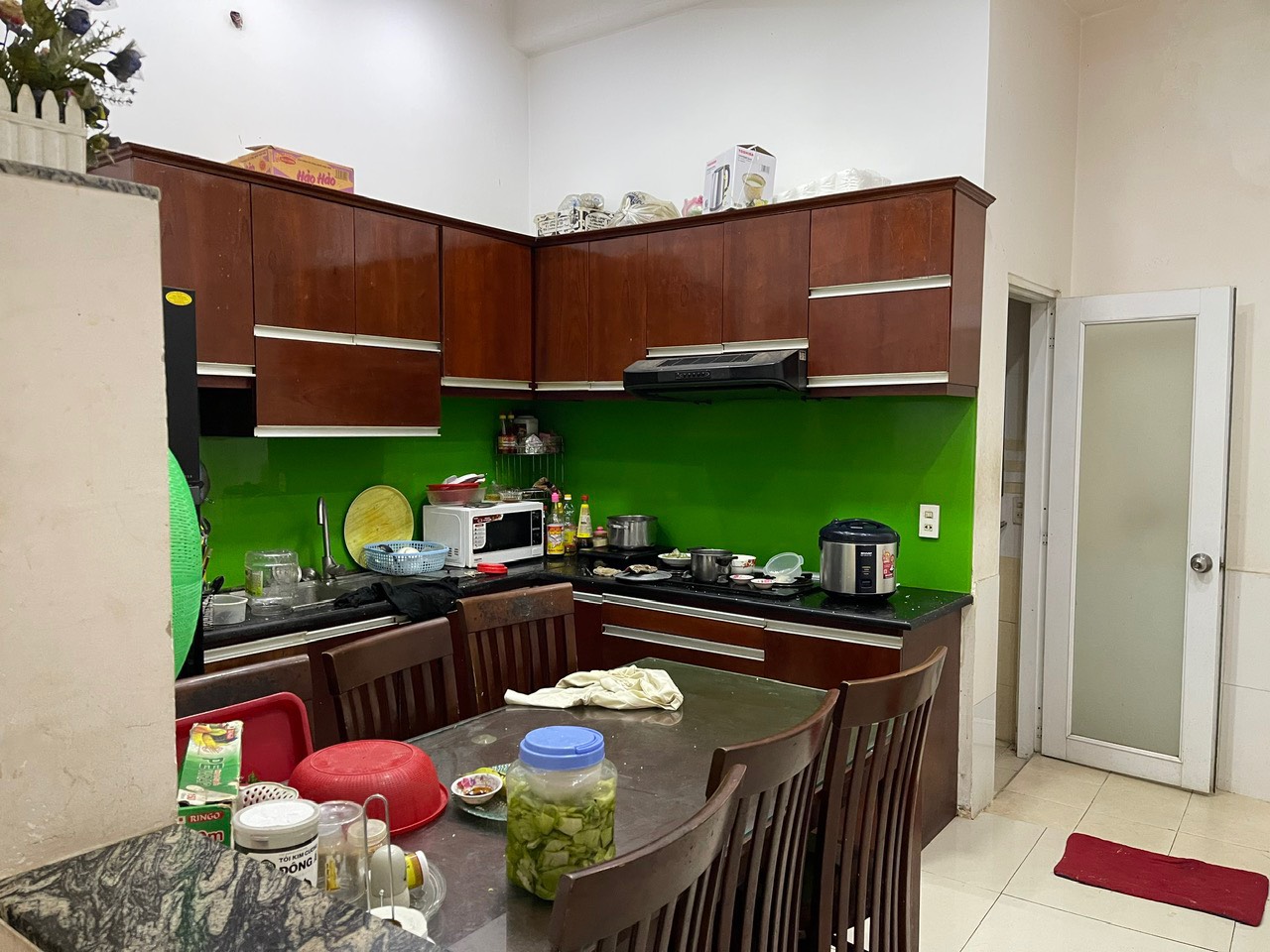 Bán nhà MT hẻm 10m 110 Tô Hiệu 1 trệt 4 lầu giá 5.7 tỷ 