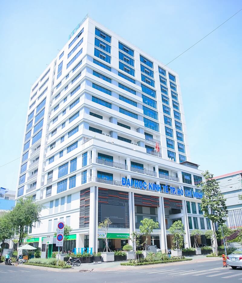 Giảm 35% bán nhà MT Nguyễn Trãi, Quận 1 - DT 8 x 25m nở 20m - 4 tầng - HĐT 300 triệu - giá 95 tỷ
