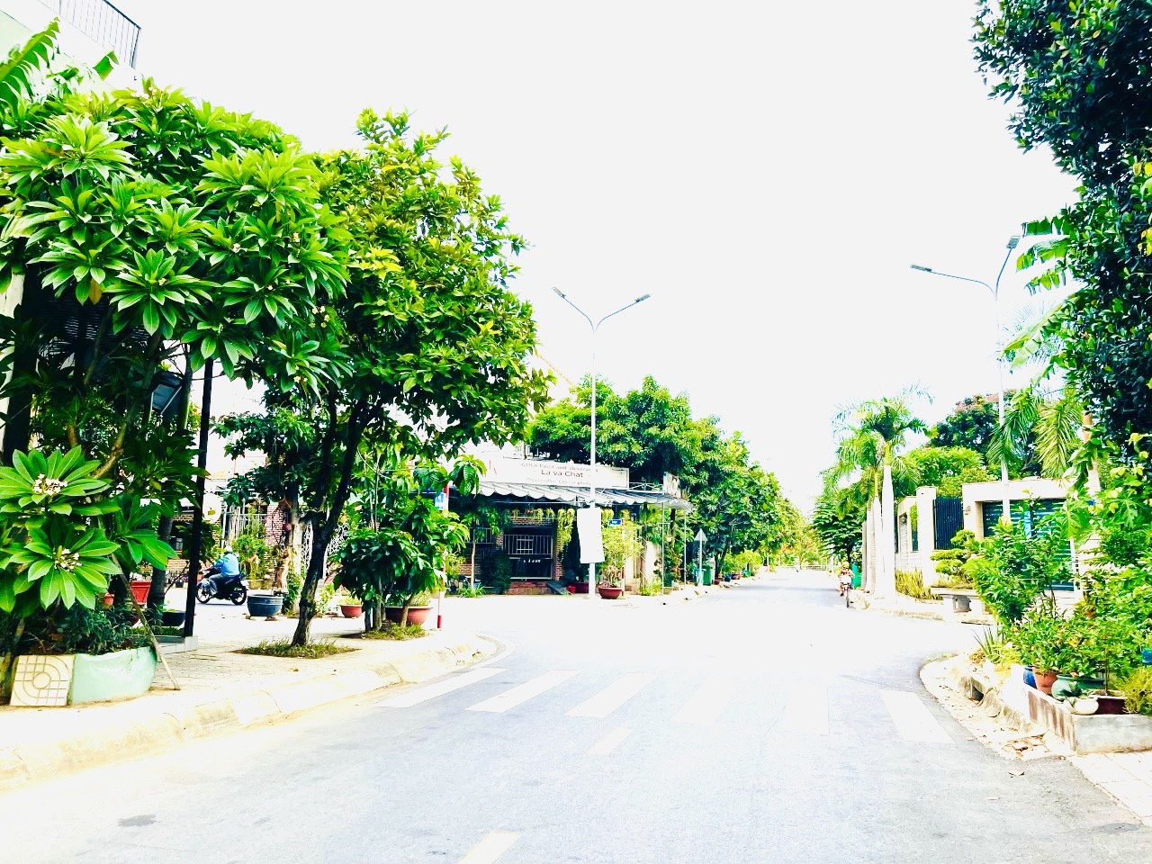 Bán Đất Biệt Thự KDC Văn Minh,Phường An Phú,Quận2 DT:144m2(8mx18m) Vị Trí Đẹp