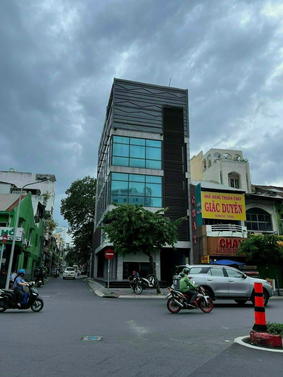 Bán nhà mặt tiền Lê Hồng Phong - An Dương Vương, Quận 10. (8 x 25m) - HĐ thuê 250tr/tháng