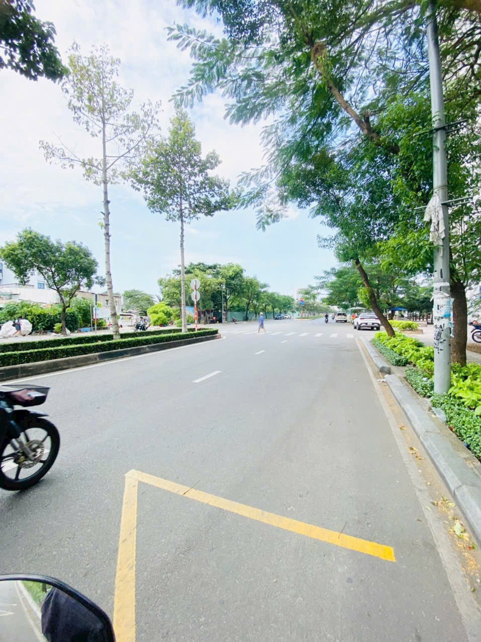 Bán nhà mặt tiền kinh doanh đường rộng 30m Phan Chu Trinh nối dài (5x13m) nhỉnh 9ty