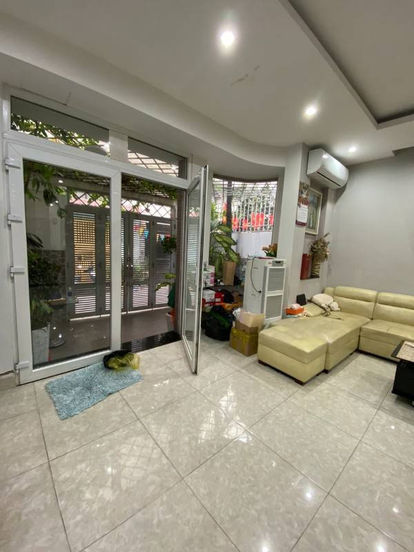 Nhà chính chủ cần bán gấp căn nhà đường 5m Nguyễn Sỹ Sách F15 Tân Bình 4x15m, 3 tầng giá 5.4 tỷ 