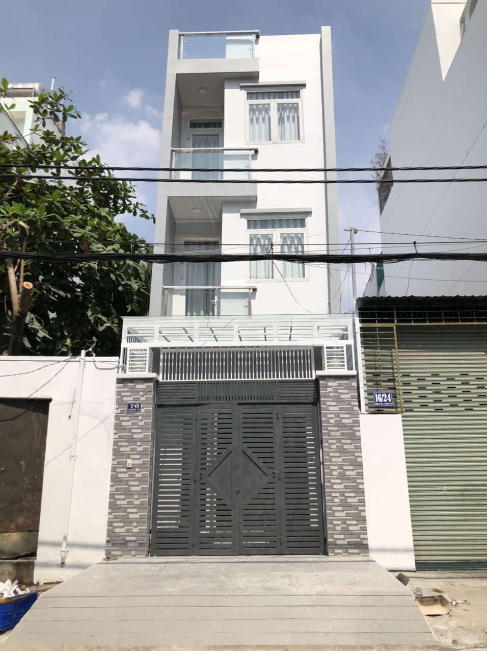 Nhà đường số 23 Tân Quy (sổ hồng 4x18m) trệt + 2 lầu, giá tốt