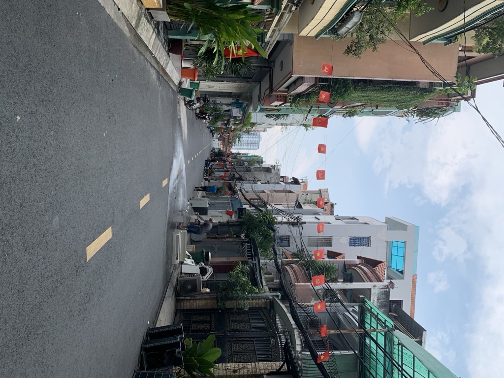 Bán nhà HXH 9M Lũy Bán Bích, Tân Phú. (97m²) 4x20m nở hậu 5m x 3 tầng, 17 PN

chỉ 13.8 tỷ!