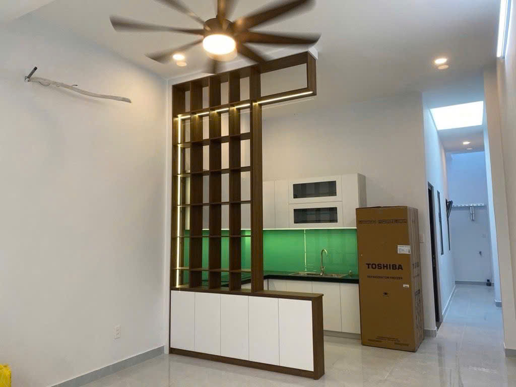 Bán nhà Trần Thị Điệu Quận 9- 5,6Tỷ-62M2-HXH-Sổ Riêng-Gần Chợ Hoa Cao-An Ninh