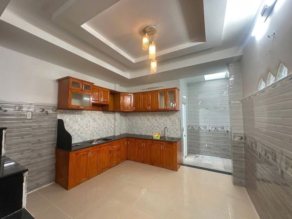 CĂN GÓC HẺM XE HƠI TẬN NHÀ HIỆP THÀNH 35 - VỊ TRÍ ĐẸP