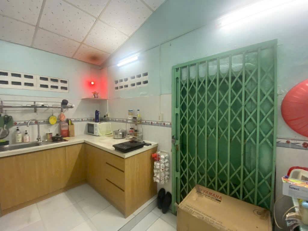 BÁN NHÀ NGAY BẾN XE MIỀN ĐÔNG MỚI, LÔ GÓC, 90M2, 2 TẦNG BTCT, NHỈNH 4 TỶ