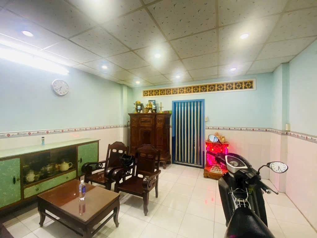 BÁN NHÀ NGAY BẾN XE MIỀN ĐÔNG MỚI, LÔ GÓC, 90M2, 2 TẦNG BTCT, NHỈNH 4 TỶ