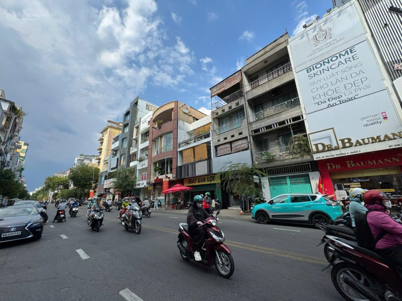 BÁN GẤP GẤP- Mặt Tiền Dương Tử Giang Quận 5_6 Tầng có thang máy 15PN Chỉ  21,5 Tỷ