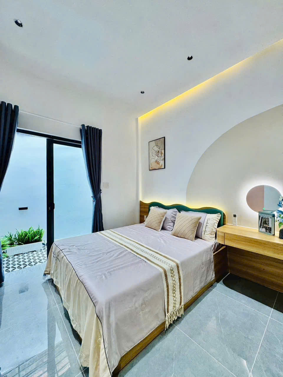BÁN NHÀ NHỈNH 5 TỶ - NHÀ 4 TẦNGT3TGAW