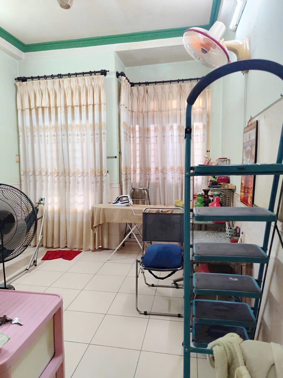 Nhà 4 tầng mặt tiền đường Tám Danh P.Chánh Hưng, Giá : 11 Tỷ (T/L)