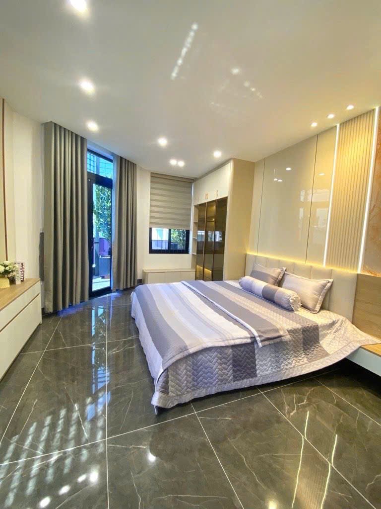 Nhà Đẹp Hẻm 6m - 6 Tầng Có Thằng Máy - 70M2 Chỉ 13,9 Tỷ - Tại Quang Trung, Gò Vấp.