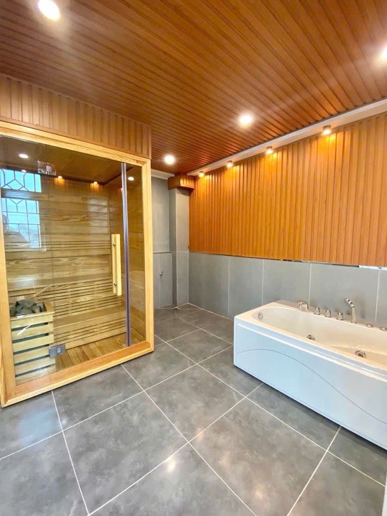 Nhà Đẹp Hẻm 6m - 6 Tầng Có Thằng Máy - 70M2 Chỉ 13,9 Tỷ - Tại Quang Trung, Gò Vấp.