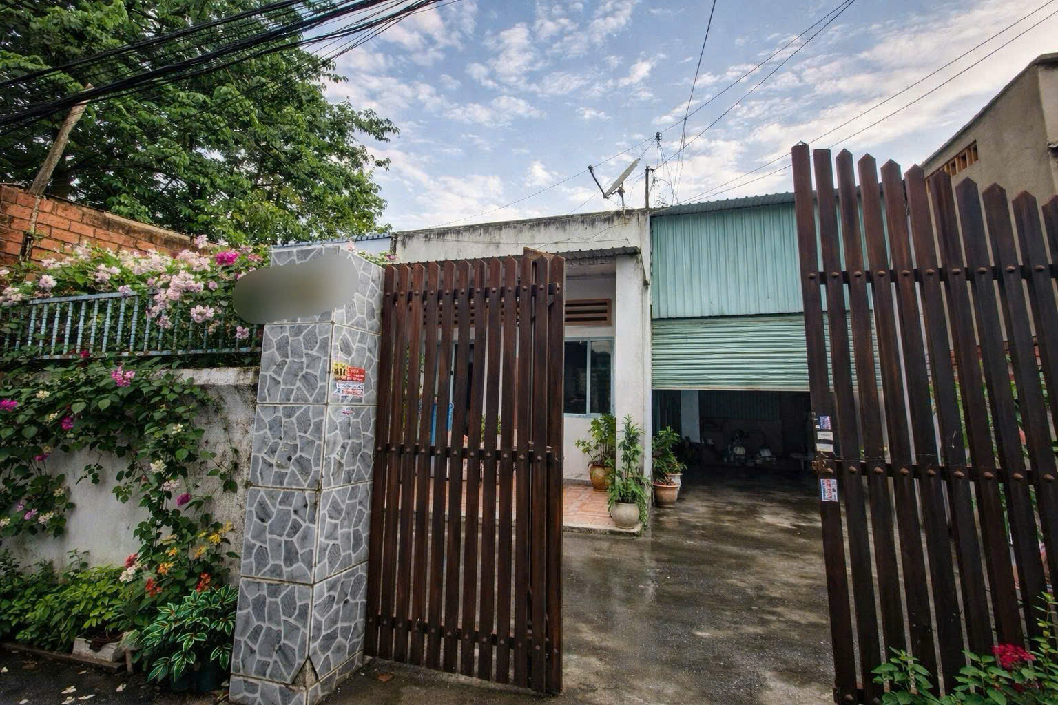 BÁN NHÀ CẠNH KHU CÔNG NGHỆ CAO, 171M2, NGANG 8M, CHỈ 4.X TỶ