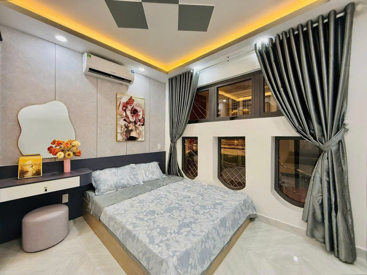 BÁN NHÀ NHỈNH 5 TỶ - NHÀ 4 TẦNG4t225