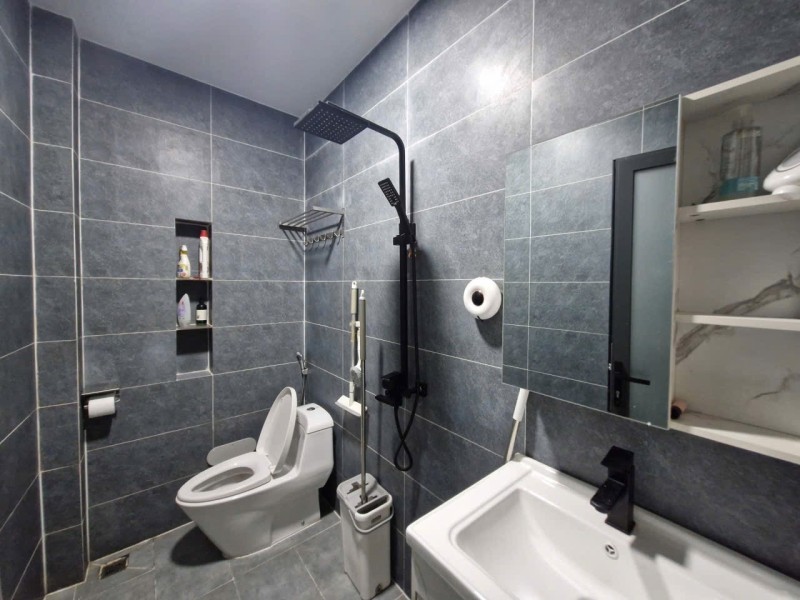 Bán nhà đườg số 8, Phường Linh Xuân, Thủ Đức, TP HCM. DT 92m2, 3 tầng, Giá 7.7 tỷ, Sổ Hồng -