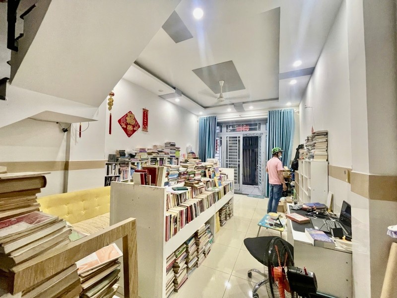 Nhà Tân Phú Giáp Tân Bình, Ngay nhà ga T3, 44m2 3PN, gần AEON, Chợ, giá nhỉnh 5 tỷ