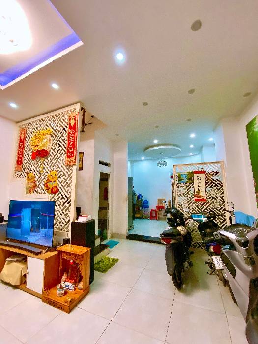 Nhà Đẹp cần bán gấp Phường Trường Thọ - Thủ Đức - 54m2 - 4 Tầng - 4 PN 5WC Chỉ nhỉnh hơn 8 Tỷ.