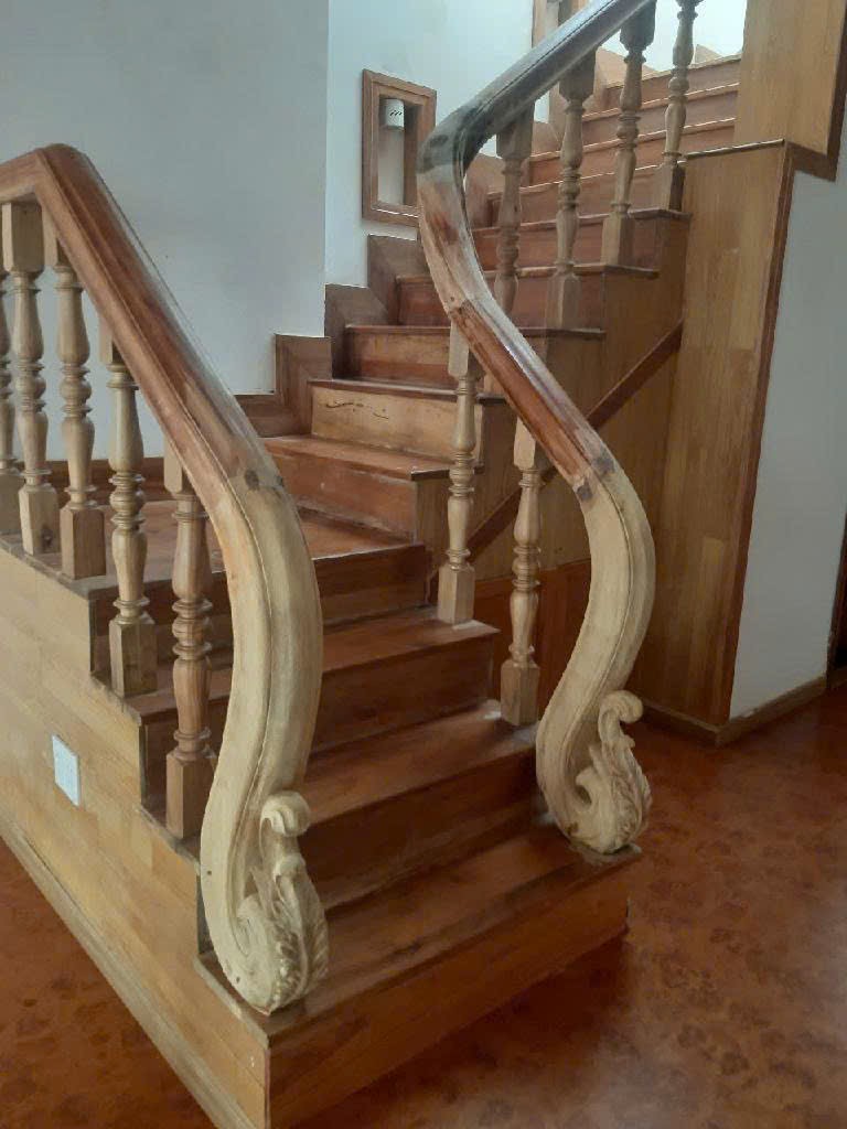 Nhà Đẹp Tân Bình Tặng Full Nội Thất , xách Vali vào ở ngay , DT ~ 100m2 ( sổ a4) SHR _ 9Tỷ2.