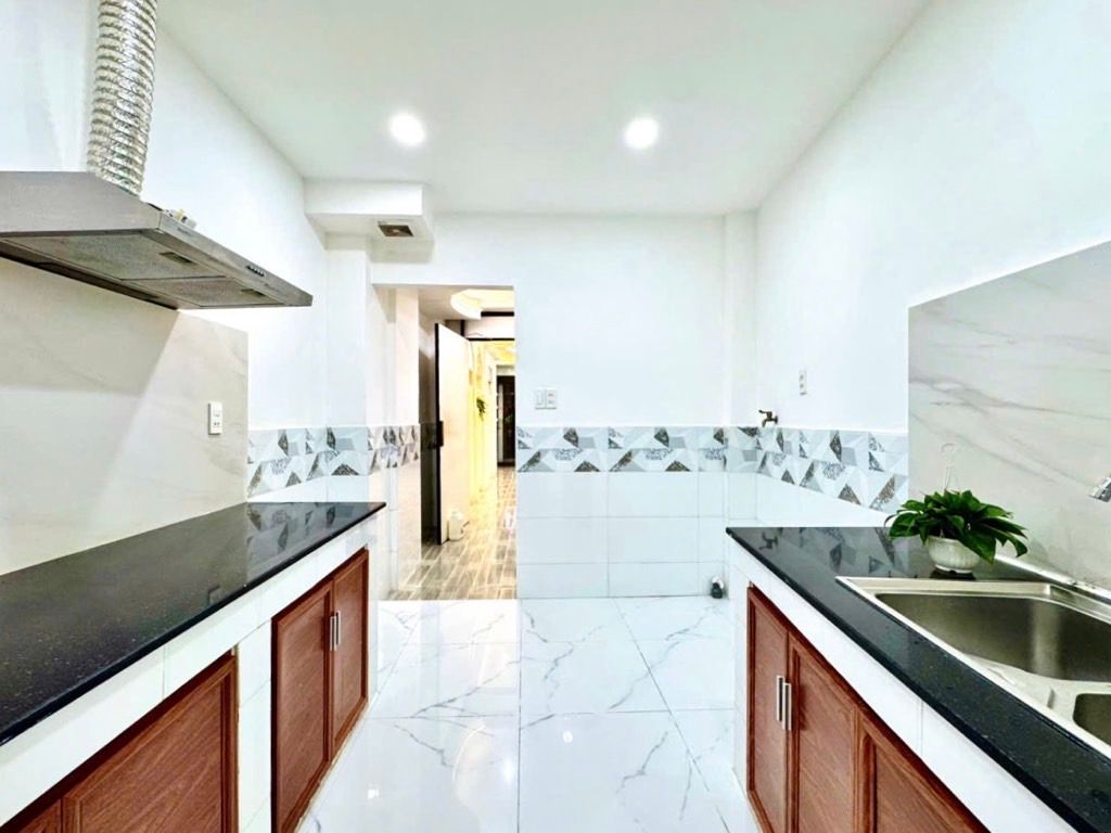 NHÀ MỚI GẦN CÔNG VIÊN PHẦN MỀM QUANG TRUNG – 4.1 TỶ