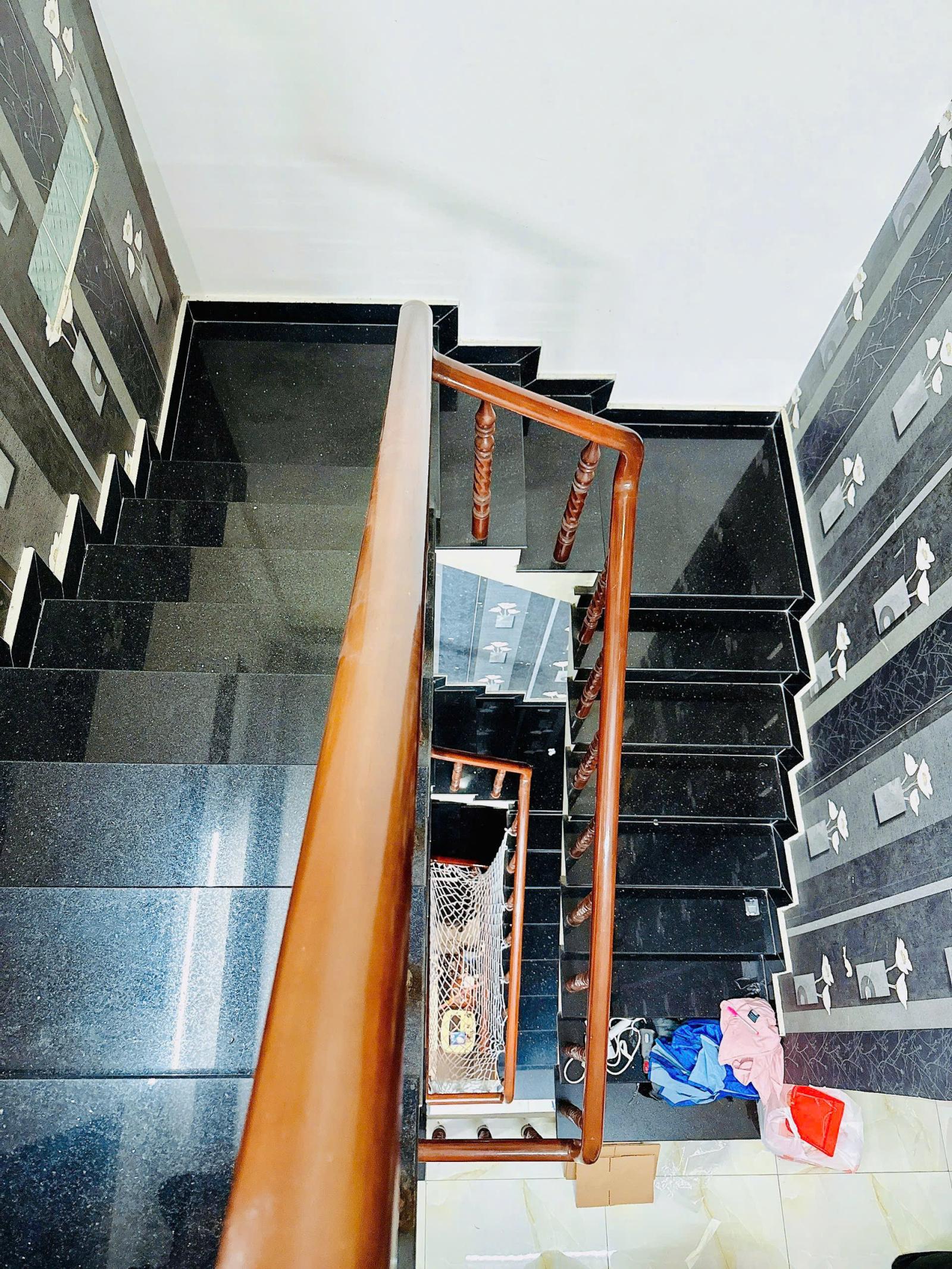 Nhà mới 4 tầng mặt đường số KDC Bông Sao P5Q8. Giá: 11 tỷ 880 triệu