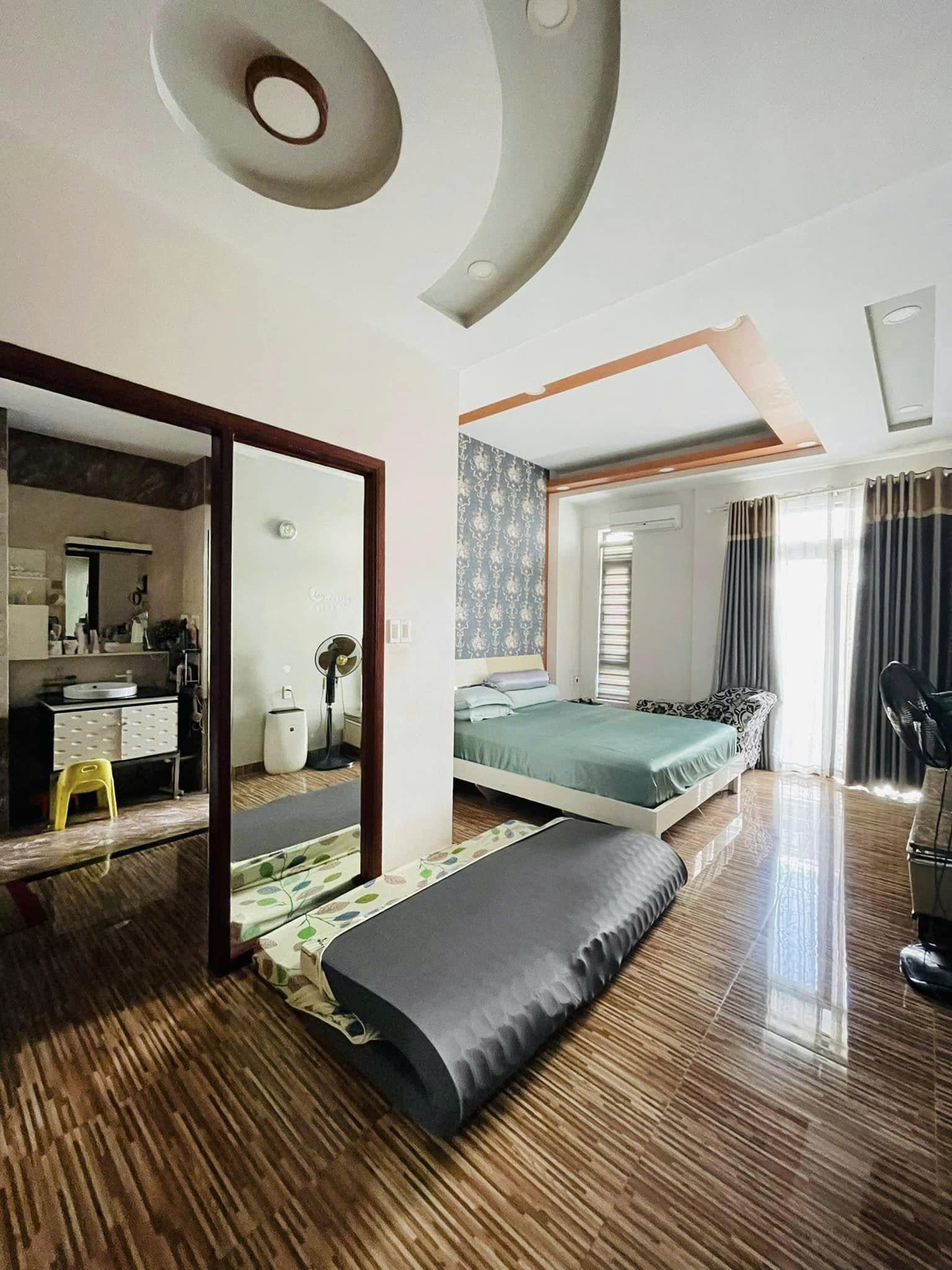 Bán nhà Mặt tiền Phú Thọ Hòa - nối Lũy Bán Bích, 5,2x10,5m  - 4 Tầng - 3PN, chỉ 10,6 tỷ.