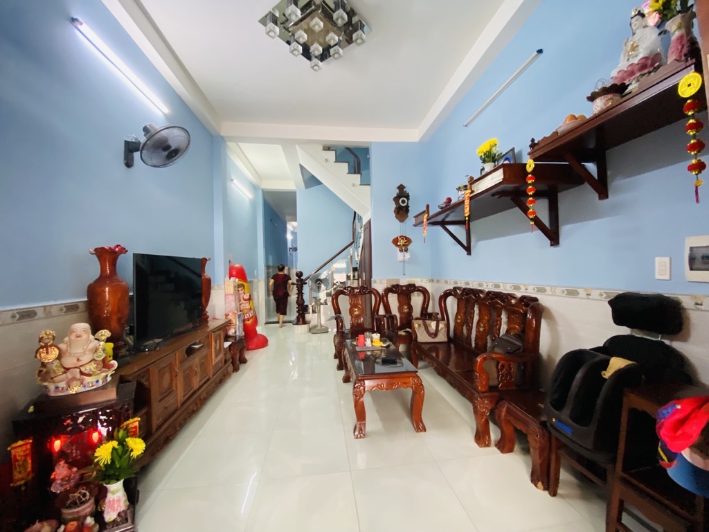 Nhà Linh Tây - Thủ Đức  - 72m2 - 3 Tầng - Chỉ hơn 8.88 Tỷ.