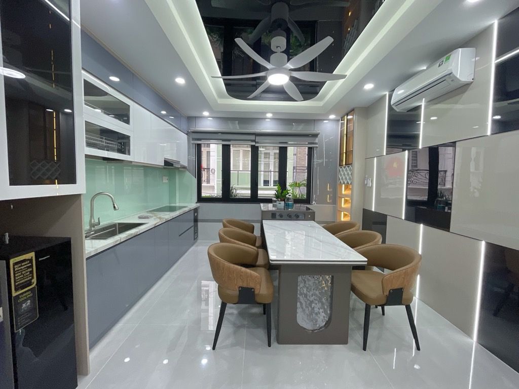 NHÀ MỚI ĐƯỜNG 8M -   GÒ VẤP - FULL NỘI THẤT - 4.2MX14M - 5TẦNG - GIÁ 10 TỶ