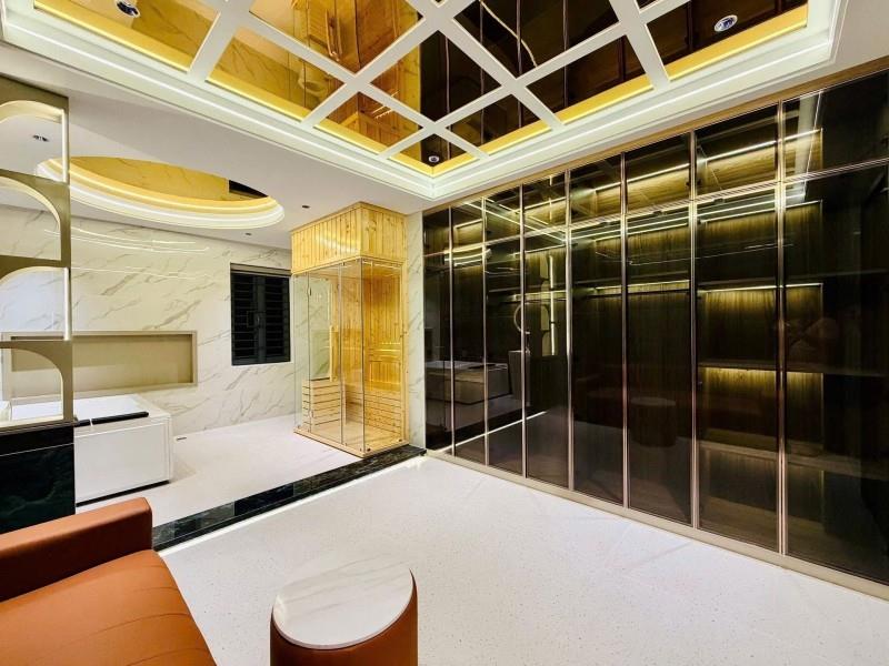 **Bán nhà mặt tiền Hiệp Nhất ** phường 4; Tân Bình; 4x18m nhà 4 tầng