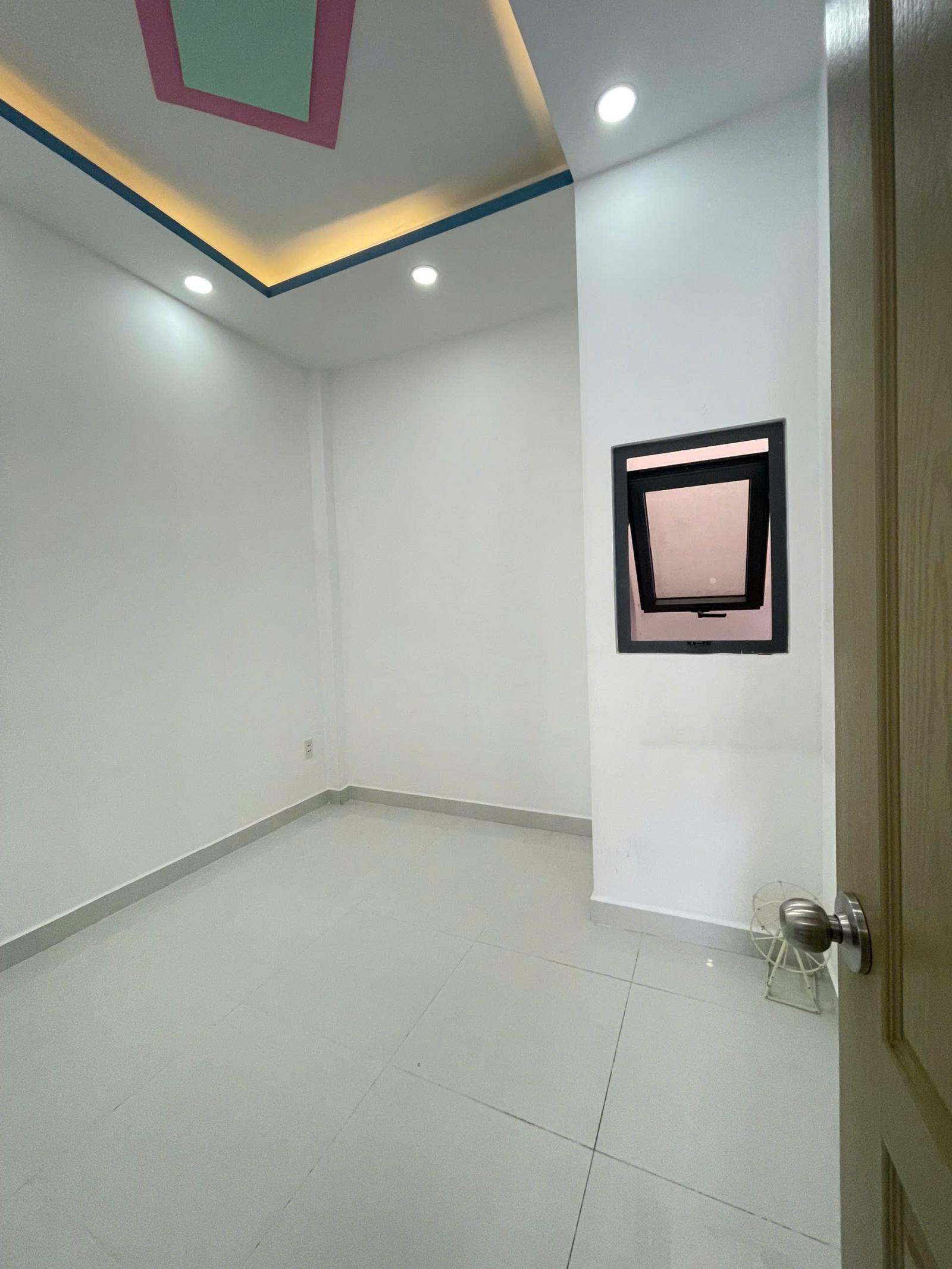 LÊ VĂN QUỚI - BÌNH TÂN - 30M2 3 TẦNG BTCT 2 PN 2WC - GIÁ 3.65 TỶ