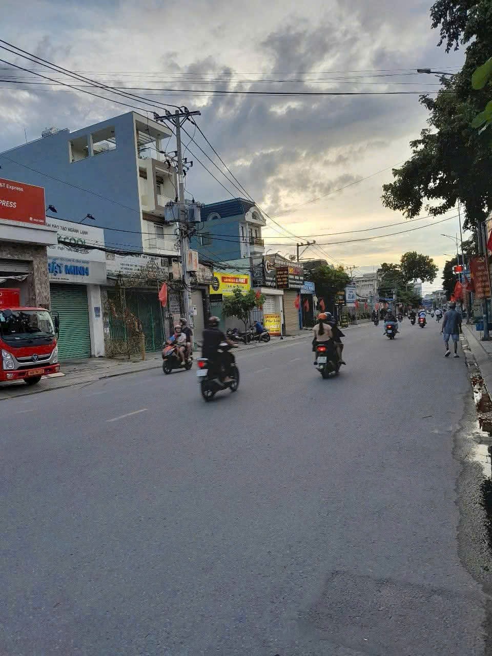 GIẢM SÂU CHỐT GẤP – NHÀ (5x20) MẶT TIỀN TRẦN THỊ NĂM (TCH10), Q.12