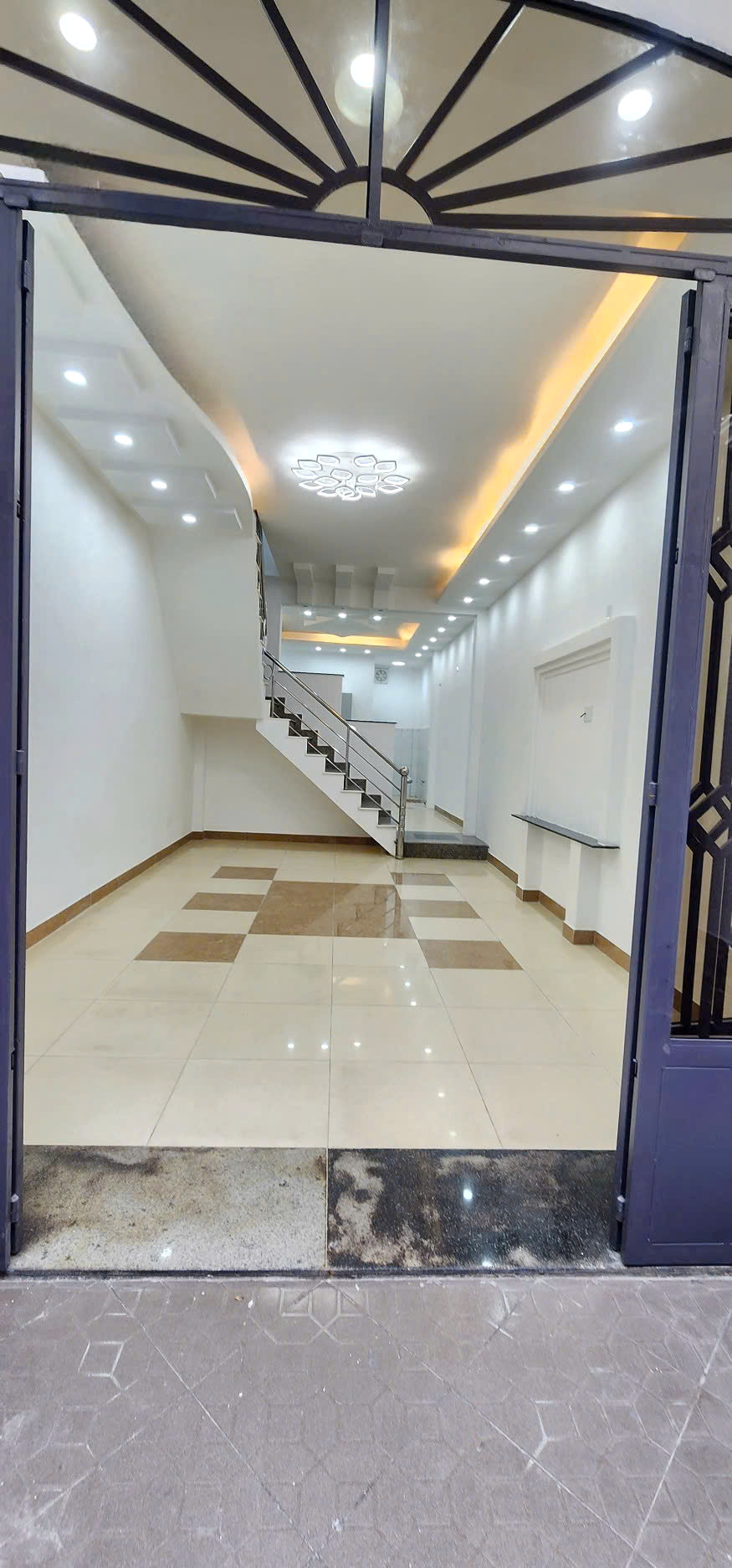 Nhà 4.1x16m/NH4.3m hẻm 154 Âu Dương Lân 5p qua Q1