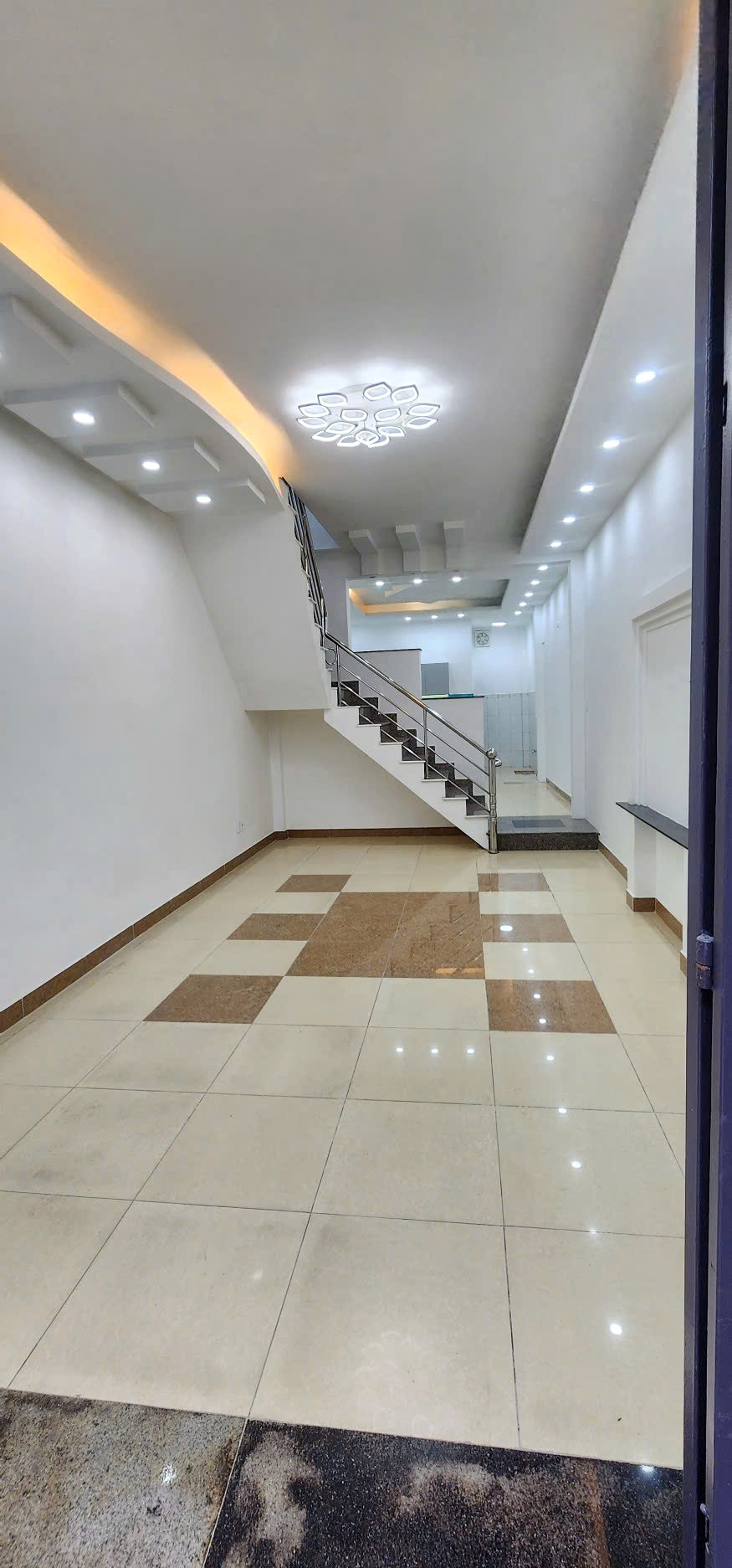 Nhà 4.1x16m/NH4.3m hẻm 154 Âu Dương Lân 5p qua Q1
